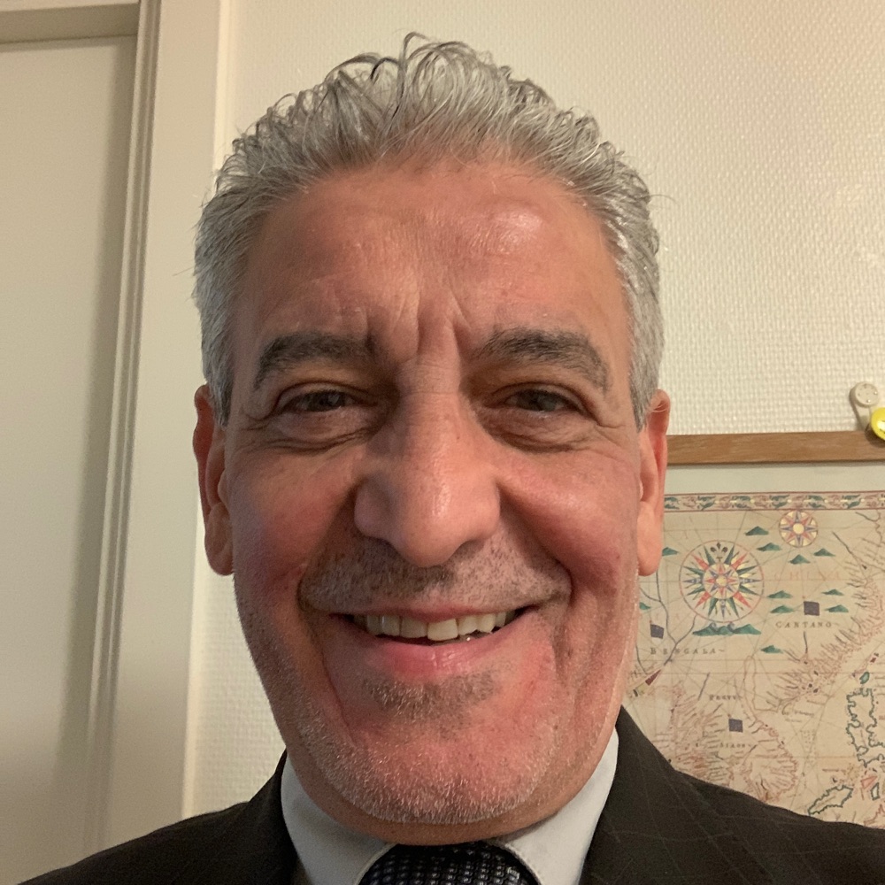 Hassan Sheikhany style=